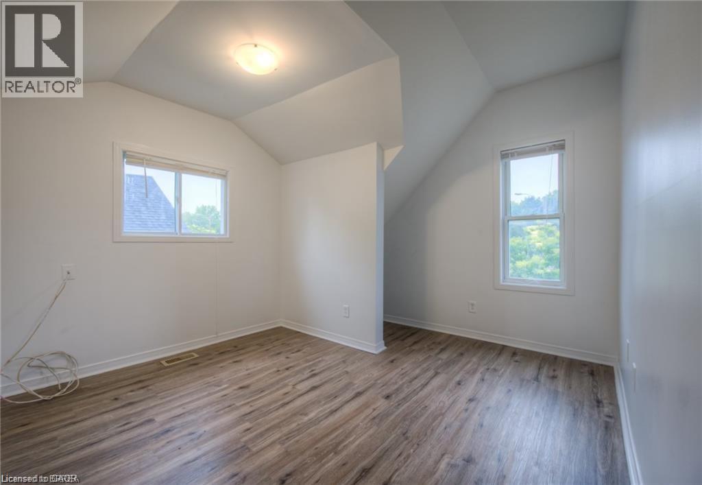 10 Bruce Street, Brantford, Ontario  N3R 1E2 - Photo 25 - 40816912