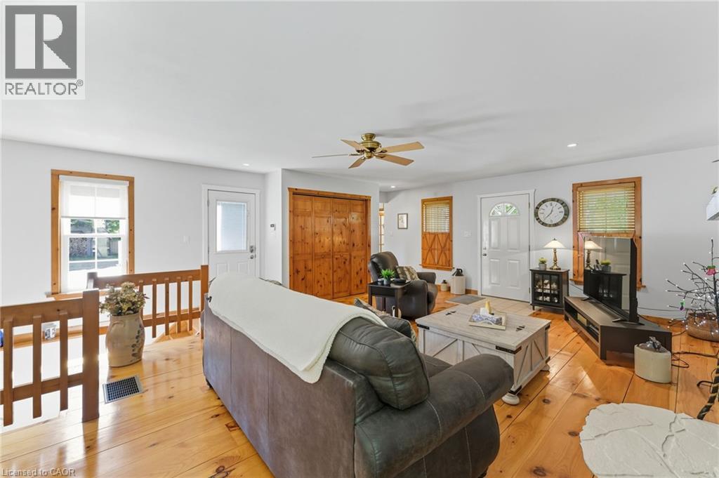 394 Bishopgate Road, Brantford, Ontario  N3R 0B8 - Photo 6 - 40770307