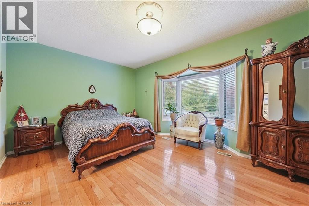 52 Mistycreek Crescent, Brampton, Ontario  L7A 3E8 - Photo 17 - 40781661