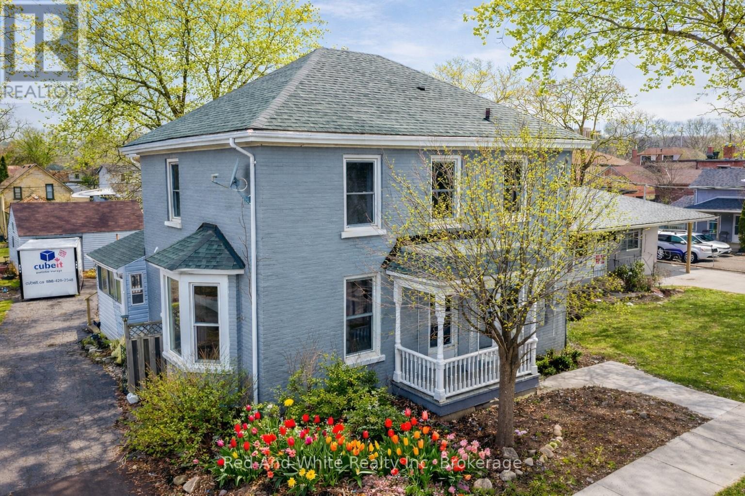 18 KAY STREET, Cambridge, Ontario