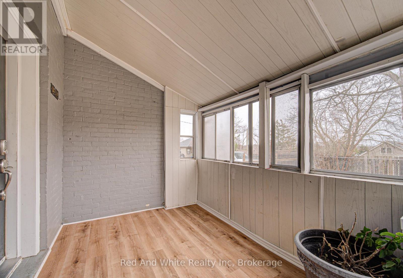 18 Kay Street, Cambridge, Ontario  N1S 2T6 - Photo 26 - X12954924