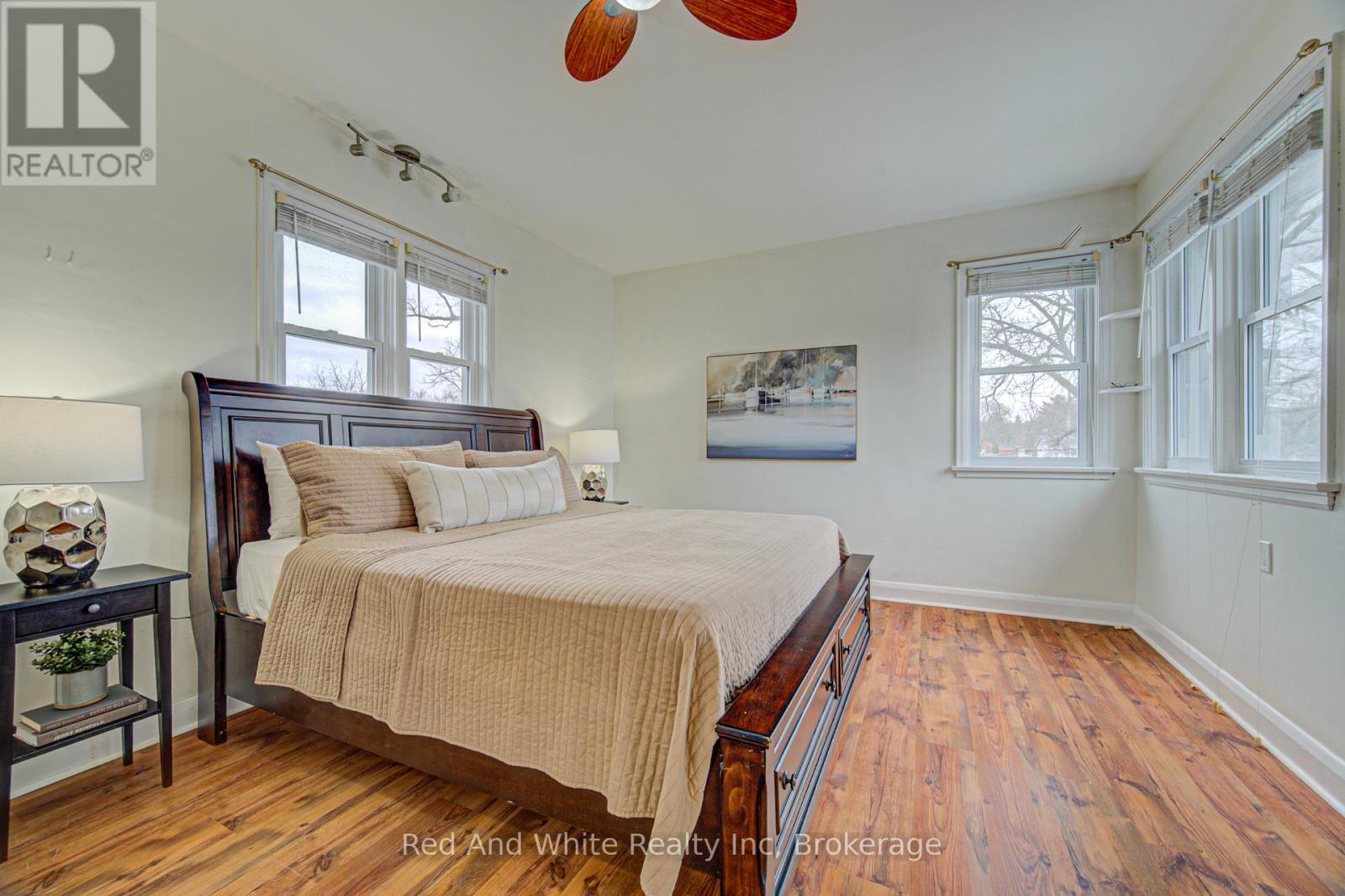 18 Kay Street, Cambridge, Ontario  N1S 2T6 - Photo 33 - X12954924