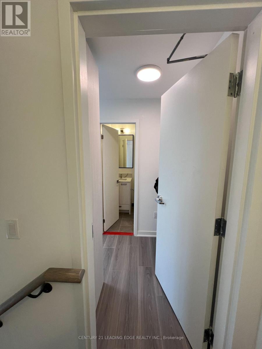 205 - 67 Curlew Drive, Toronto, Ontario  M3A 0B4 - Photo 3 - C12953522