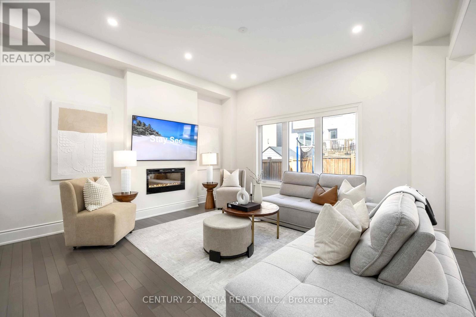 109 Vantage Loop, Newmarket, Ontario  L3X 0K8 - Photo 5 - N12930142