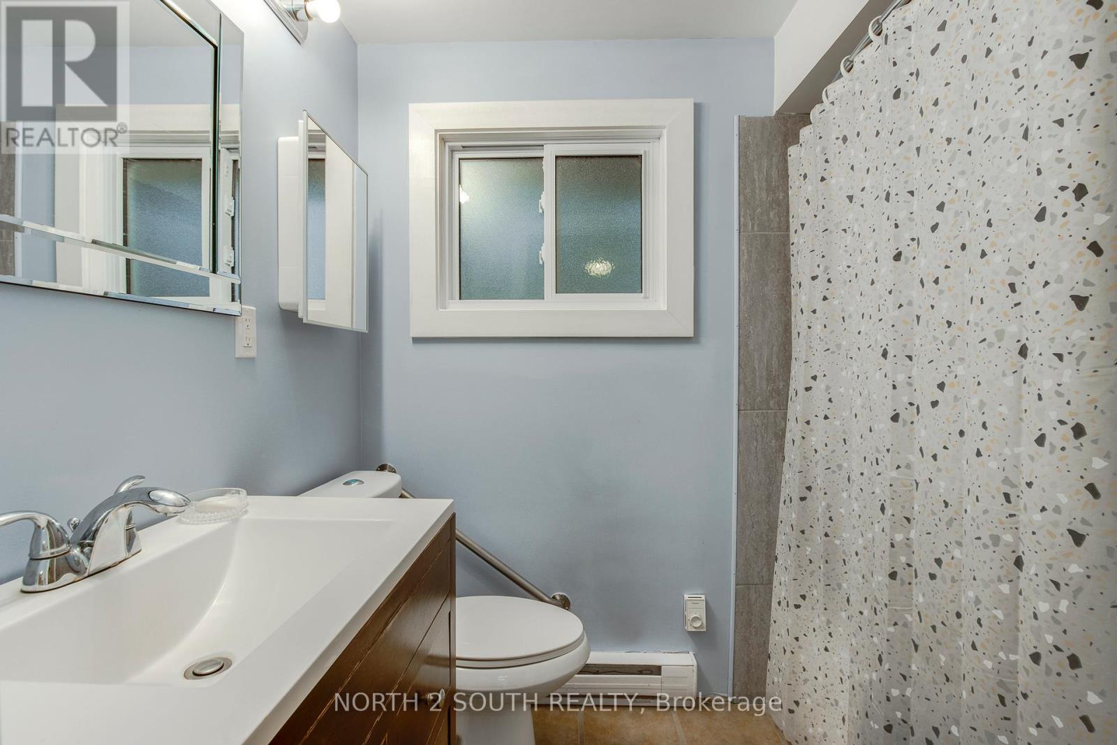 2512 Honey Harbour Road, Georgian Bay, Ontario  P0E 1E0 - Photo 32 - X12945546