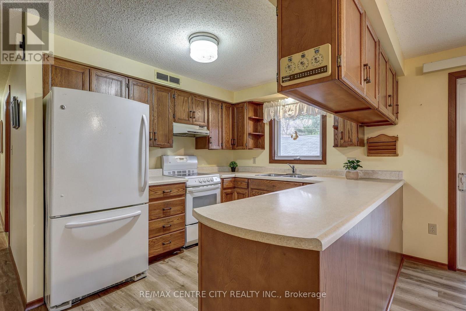 365 Talbot Street E, Aylmer, Ontario  N5H 1J1 - Photo 16 - X12954934