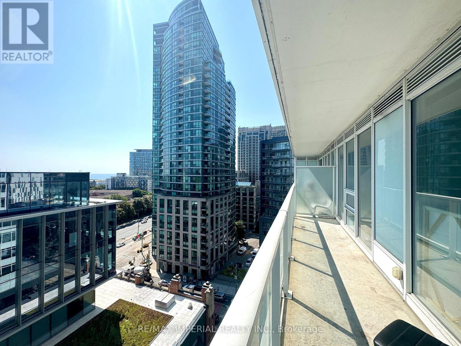 1211 - 19 Bathurst Street, Toronto, Ontario  M6A 2E1 - Photo 11 - C12954896