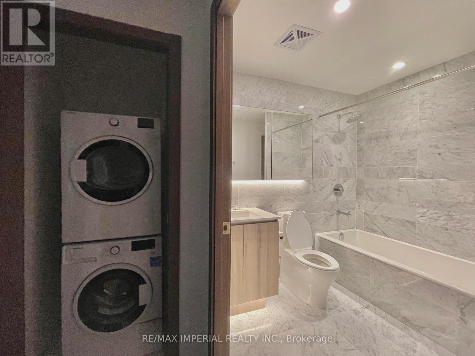 1211 - 19 Bathurst Street, Toronto, Ontario  M6A 2E1 - Photo 4 - C12954896