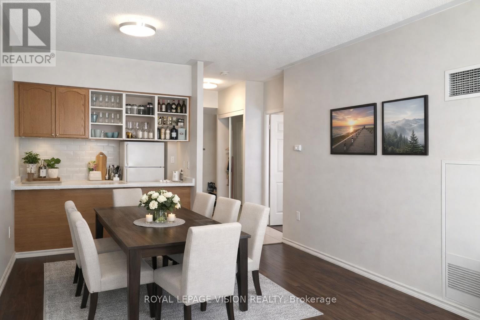 709 - 889 Bay Street, Toronto, Ontario  M5S 3K5 - Photo 3 - C12954902