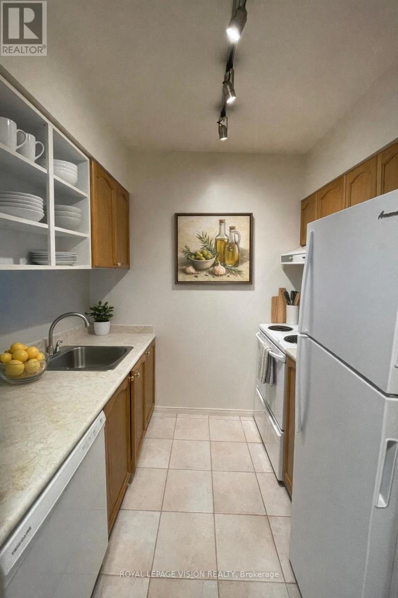 709 - 889 Bay Street, Toronto, Ontario  M5S 3K5 - Photo 5 - C12954902