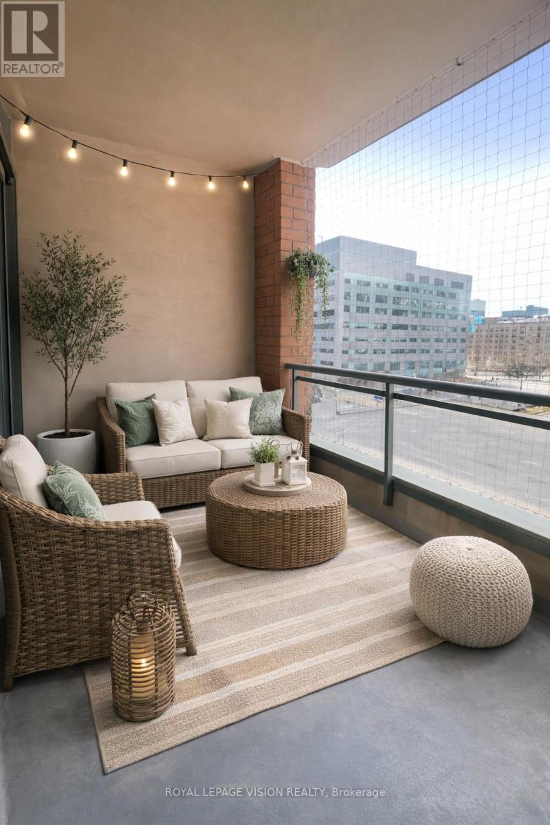 709 - 889 Bay Street, Toronto, Ontario  M5S 3K5 - Photo 9 - C12954902