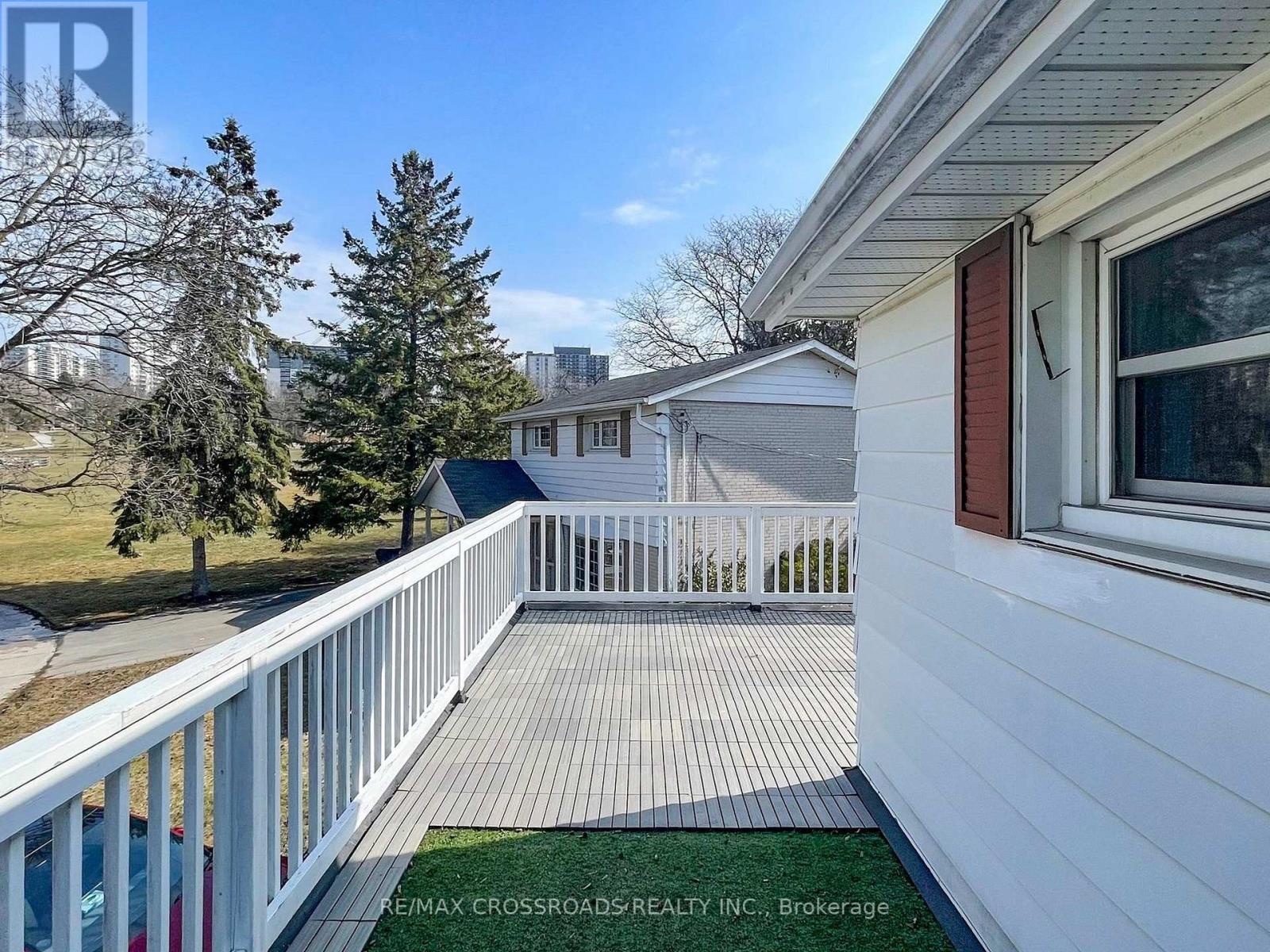 17 Ferbane Place, Toronto, Ontario  M2J 1Y7 - Photo 21 - C12954908