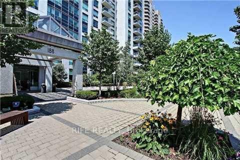 401 - 188 DORIS AVENUE, Toronto, Ontario