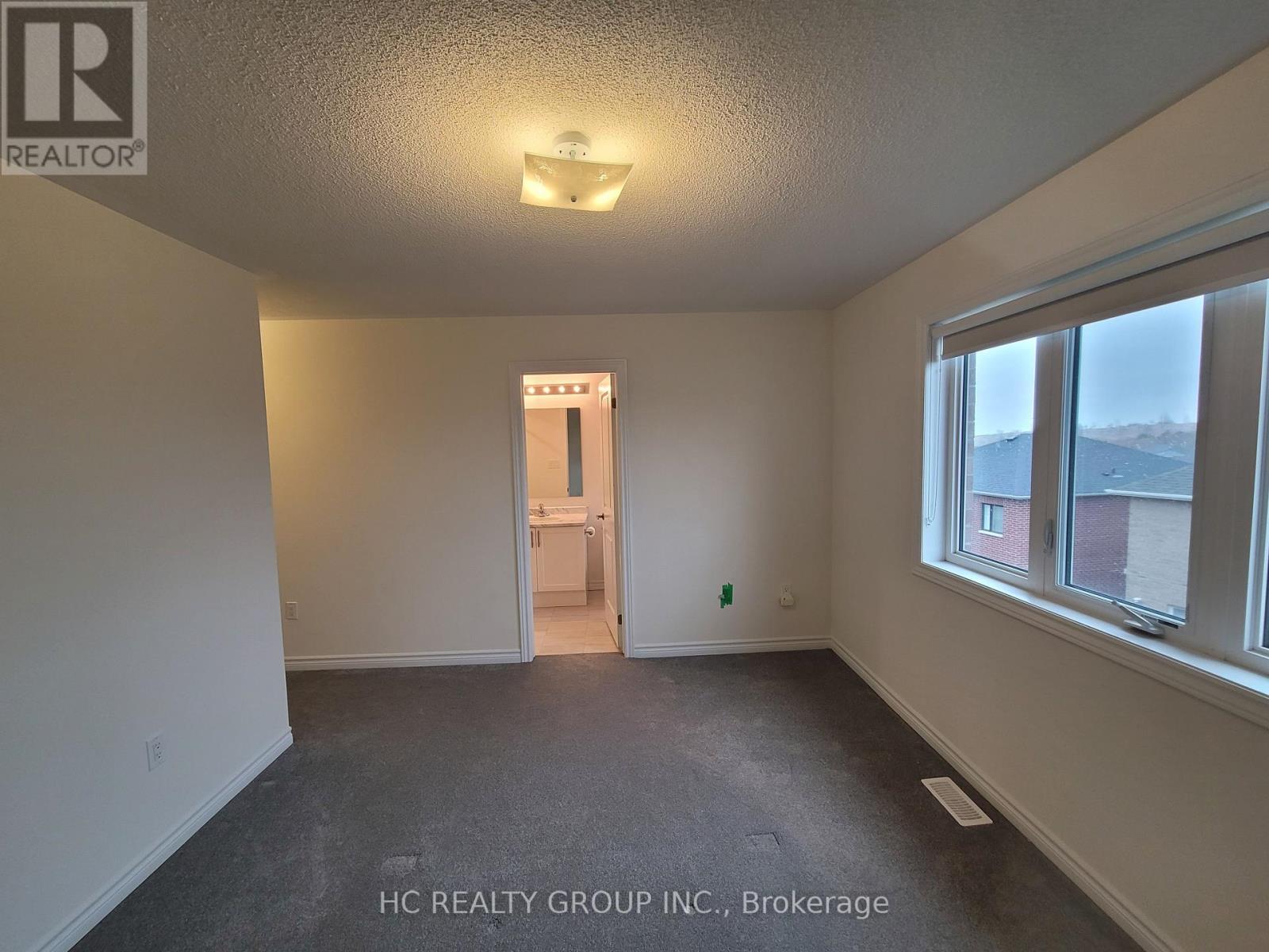 1135 Azalea Avenue, Pickering, Ontario  L1X 0M5 - Photo 11 - E12954898