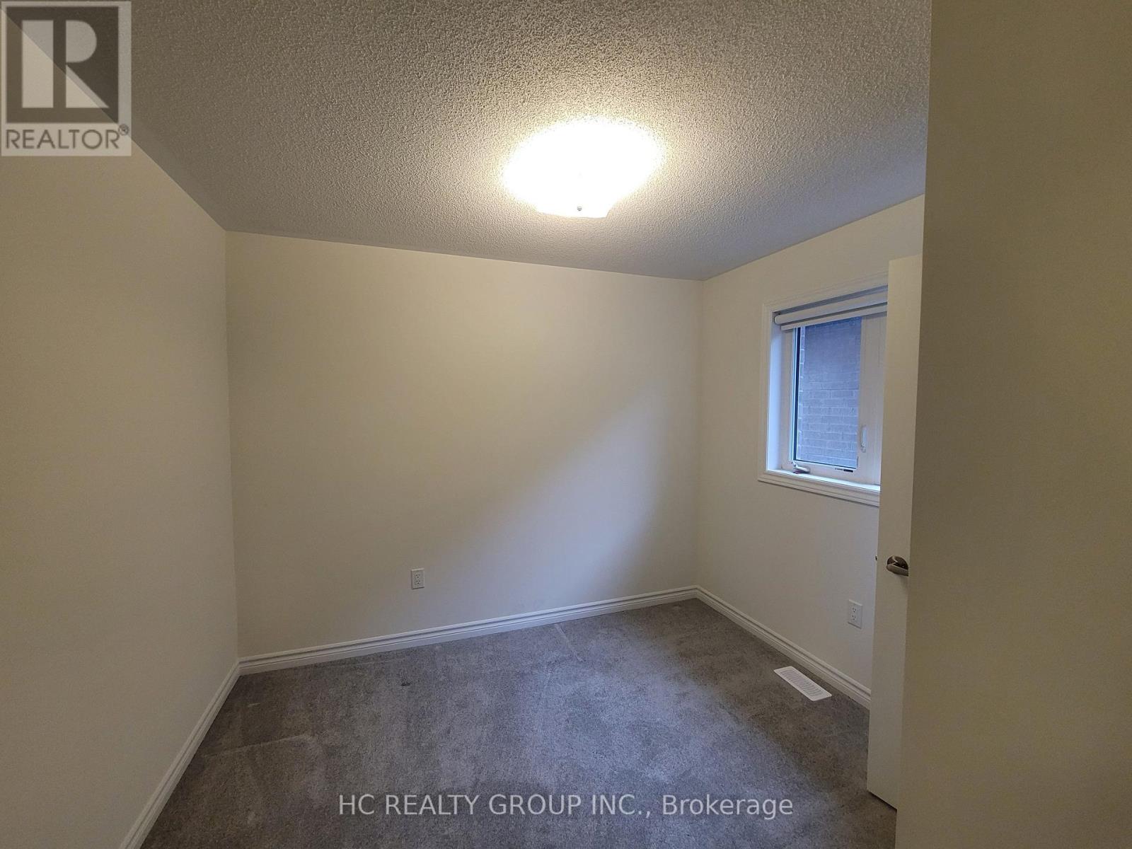 1135 Azalea Avenue, Pickering, Ontario  L1X 0M5 - Photo 15 - E12954898