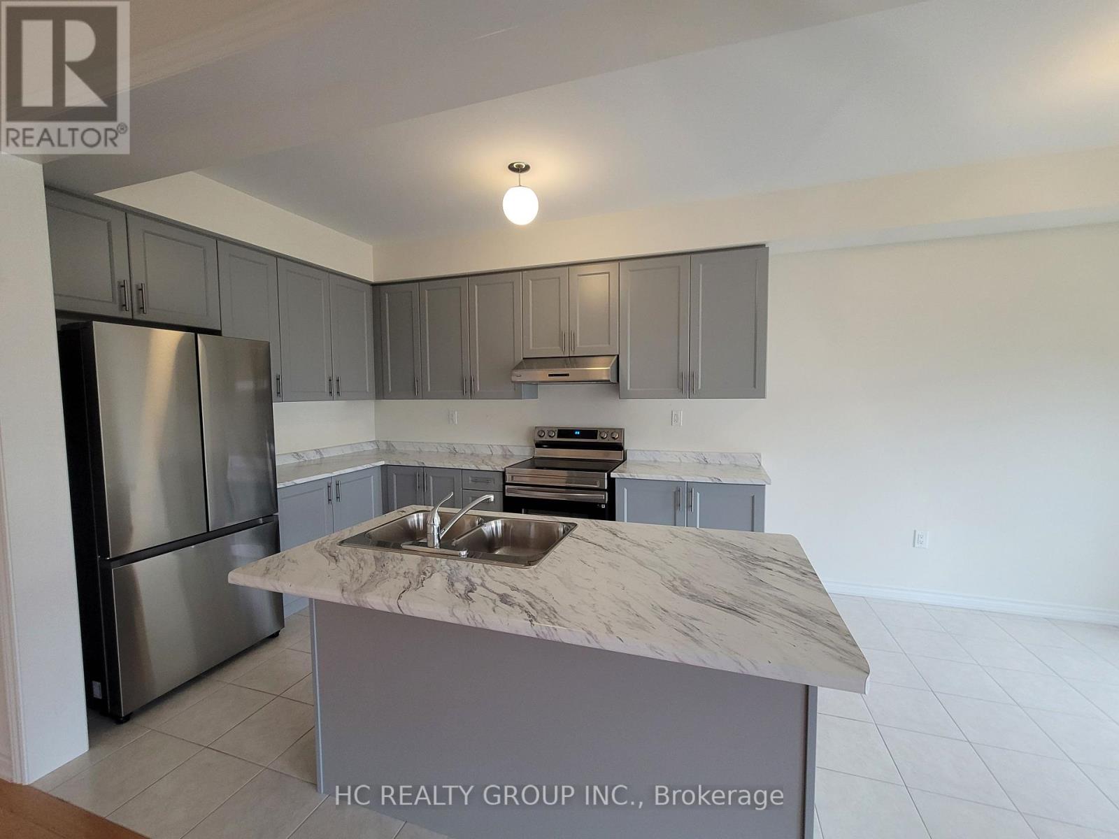 1135 Azalea Avenue, Pickering, Ontario  L1X 0M5 - Photo 4 - E12954898