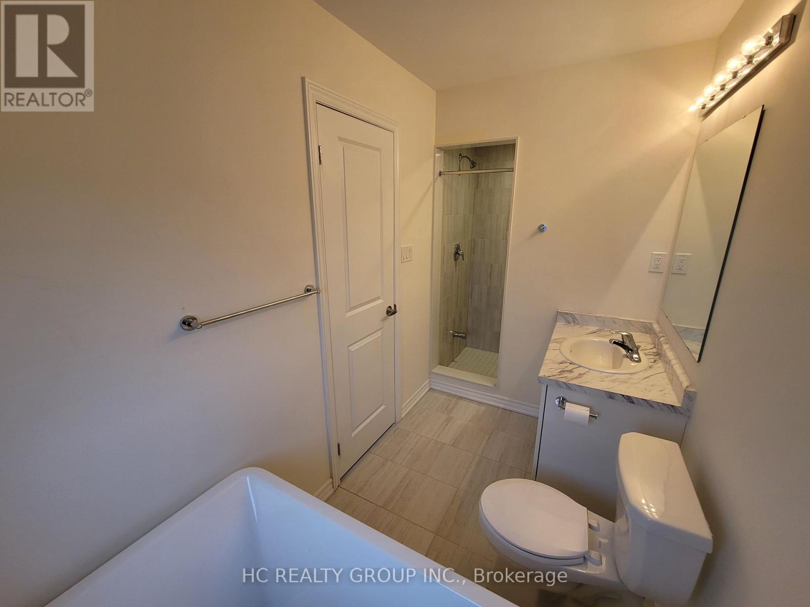 1135 Azalea Avenue, Pickering, Ontario  L1X 0M5 - Photo 7 - E12954898