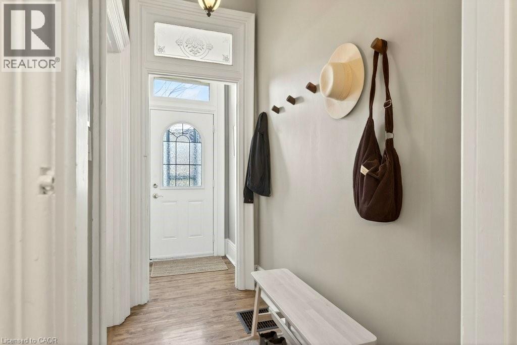 87 East Avenue N, Hamilton, Ontario  L8L 5H6 - Photo 3 - 40811845