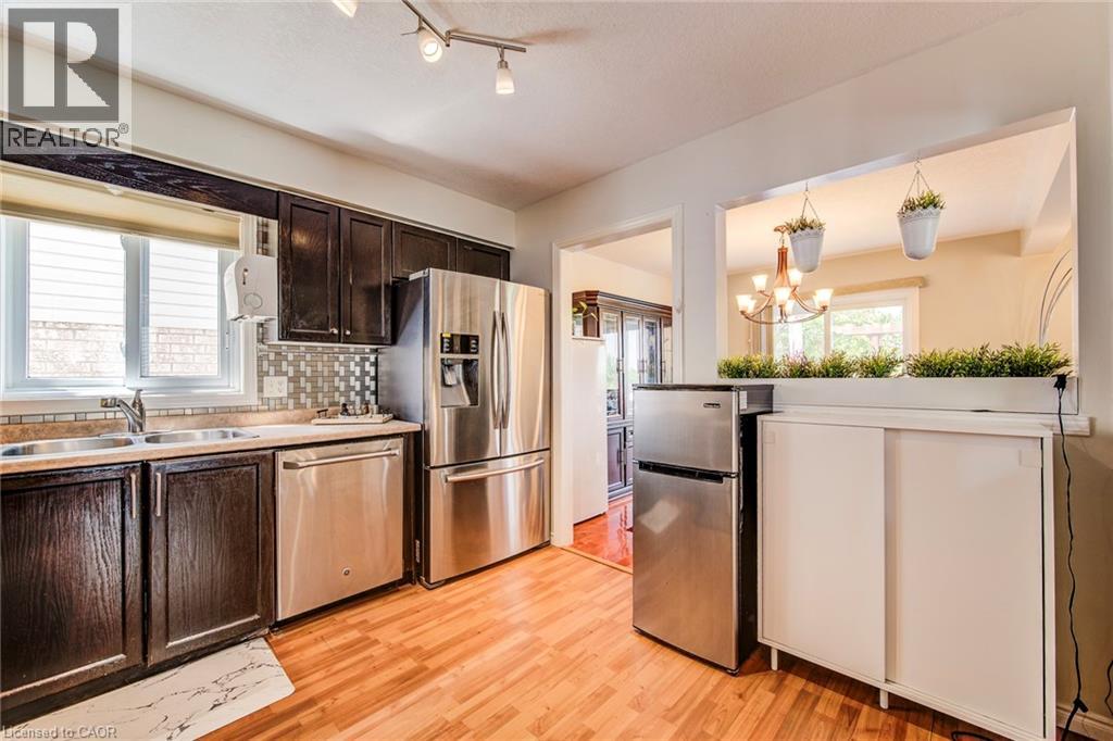 160 Hidden Creek Drive, Kitchener, Ontario  N2N 3N6 - Photo 15 - 40816156