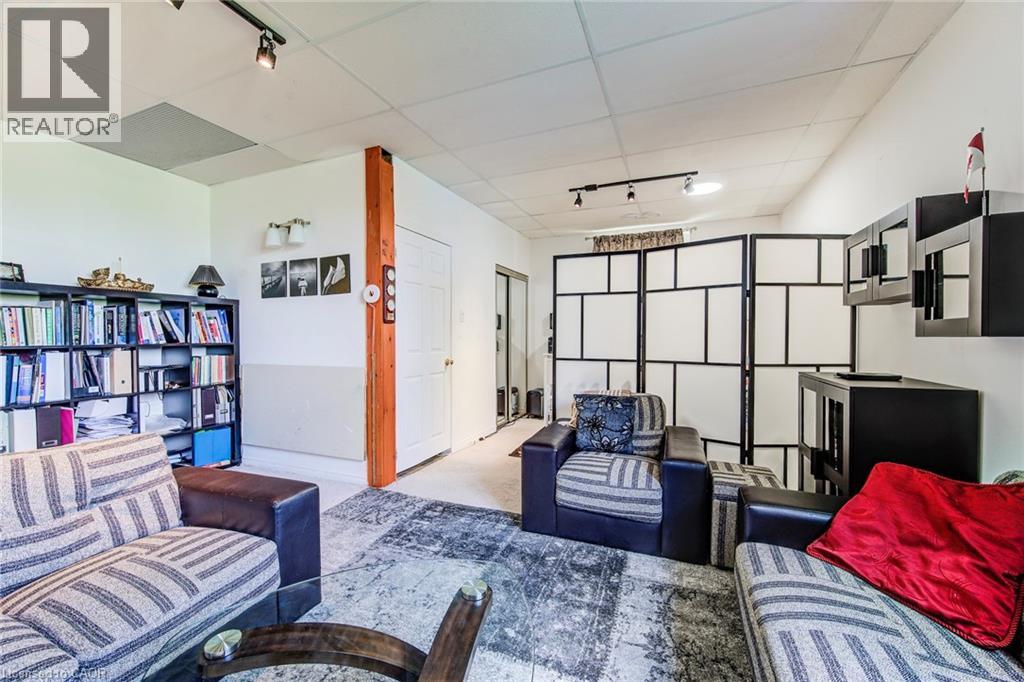 160 Hidden Creek Drive, Kitchener, Ontario  N2N 3N6 - Photo 38 - 40816156