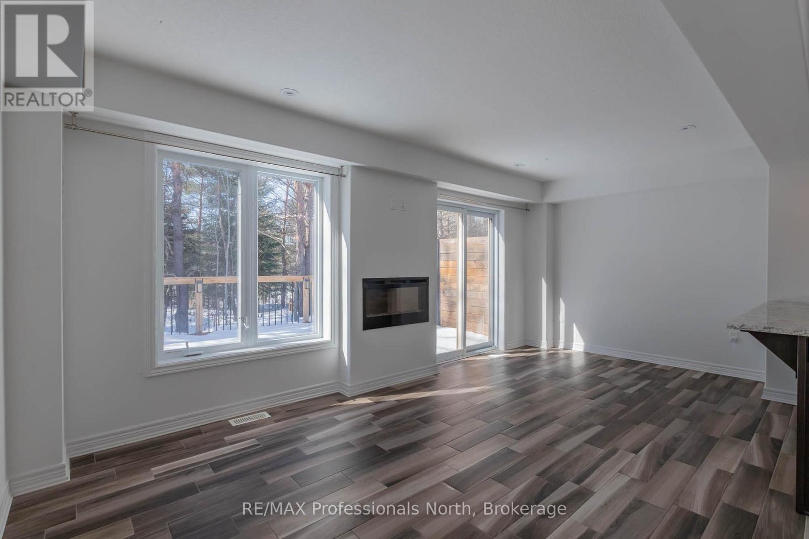 13 Brookside Crossing, Huntsville, Ontario  P1H 1C9 - Photo 10 - X12849626