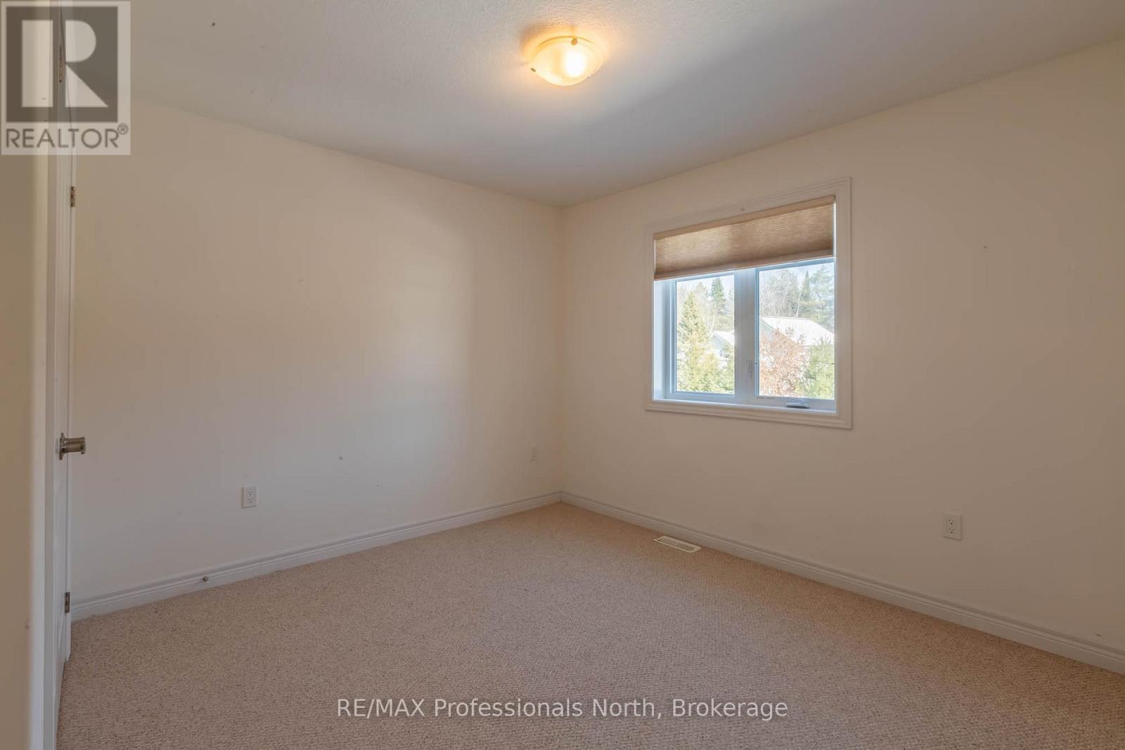 13 Brookside Crossing, Huntsville, Ontario  P1H 1C9 - Photo 22 - X12849626