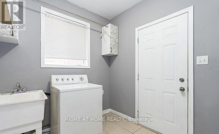 1373 Hunter Street, Innisfil, Ontario  L9S 0H5 - Photo 5 - N12954904