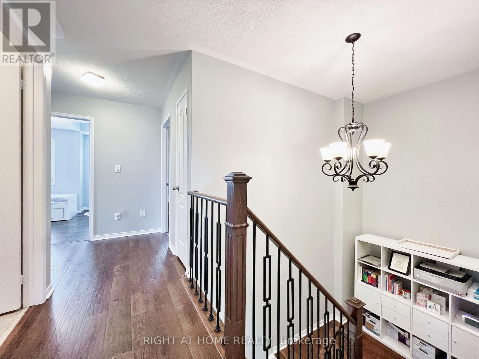 343 Miller Park Avenue, Bradford West Gwillimbury, Ontario  L3Z 0B9 - Photo 32 - N12954910