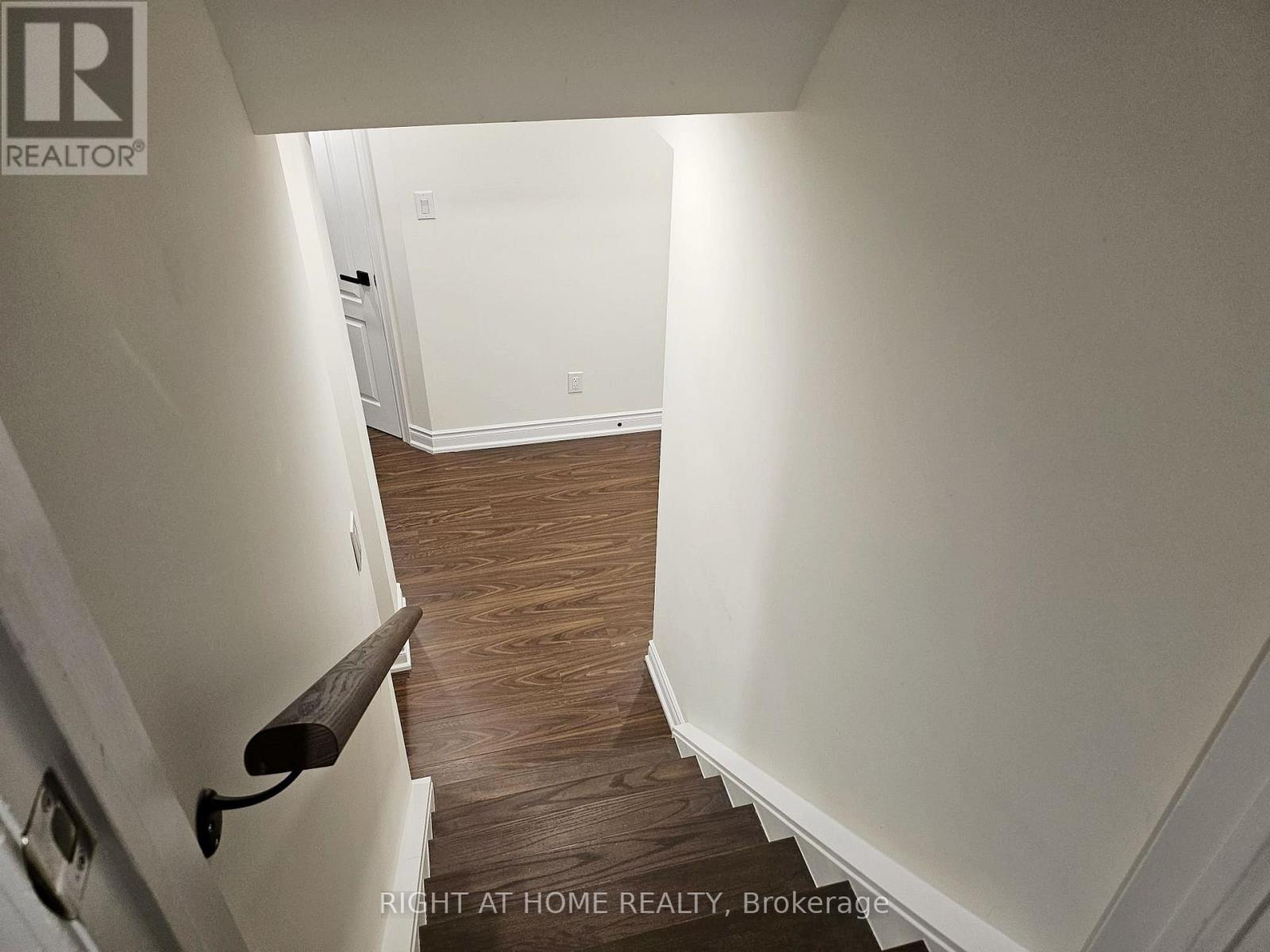 343 Miller Park Avenue, Bradford West Gwillimbury, Ontario  L3Z 0B9 - Photo 43 - N12954910