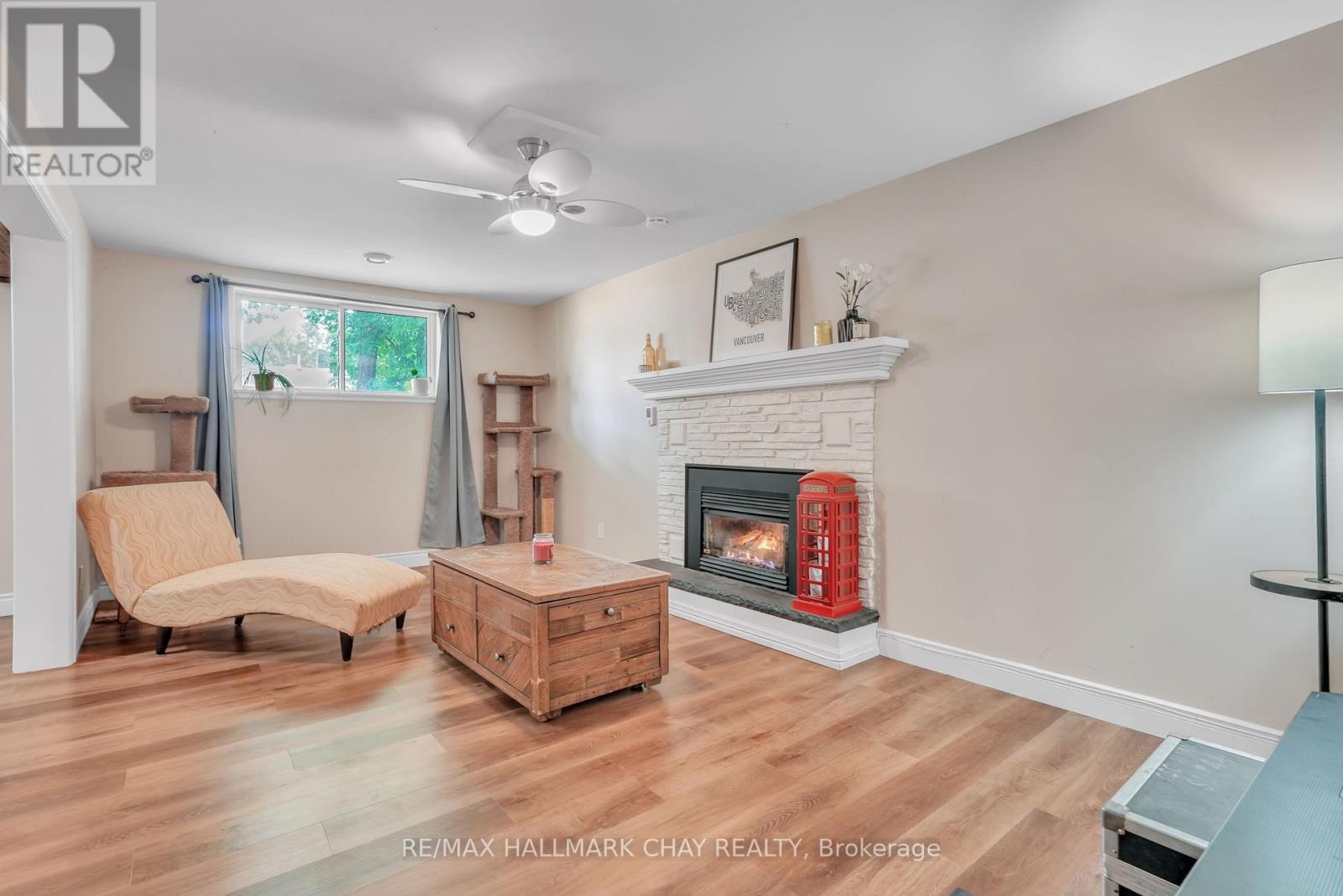 15 Viel Street, Penetanguishene, Ontario  L9M 1H8 - Photo 23 - S12954936