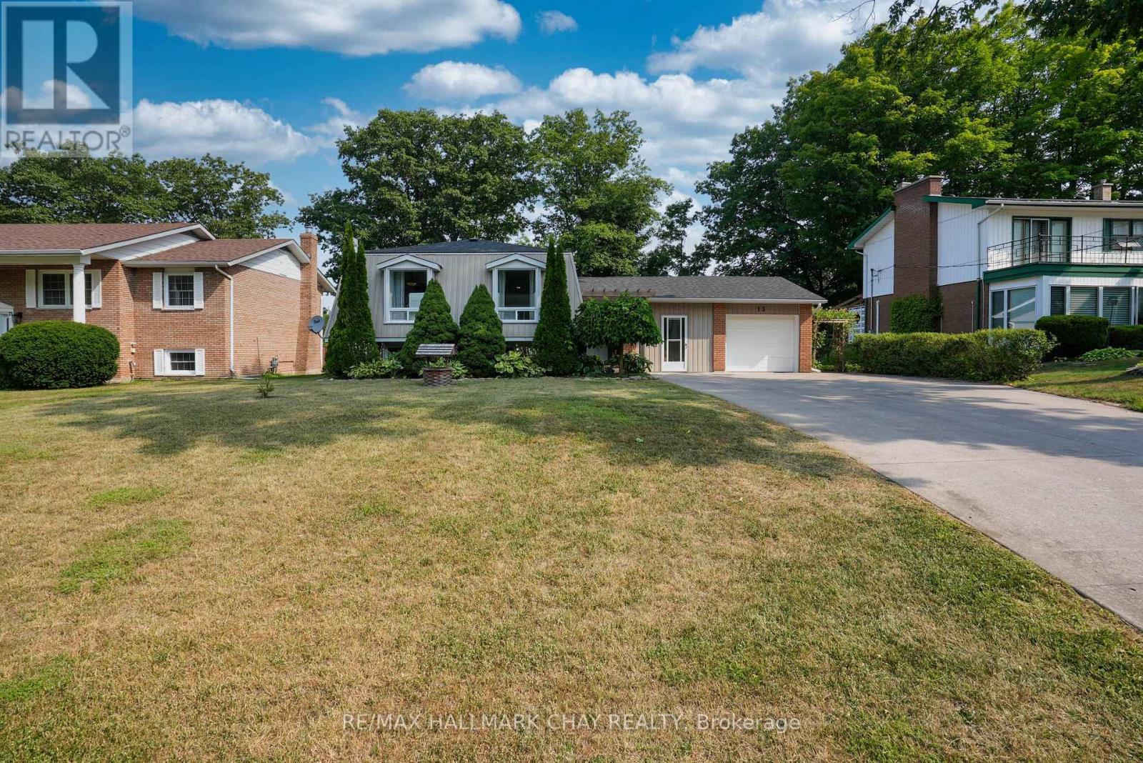 15 Viel Street, Penetanguishene, Ontario  L9M 1H8 - Photo 37 - S12954936