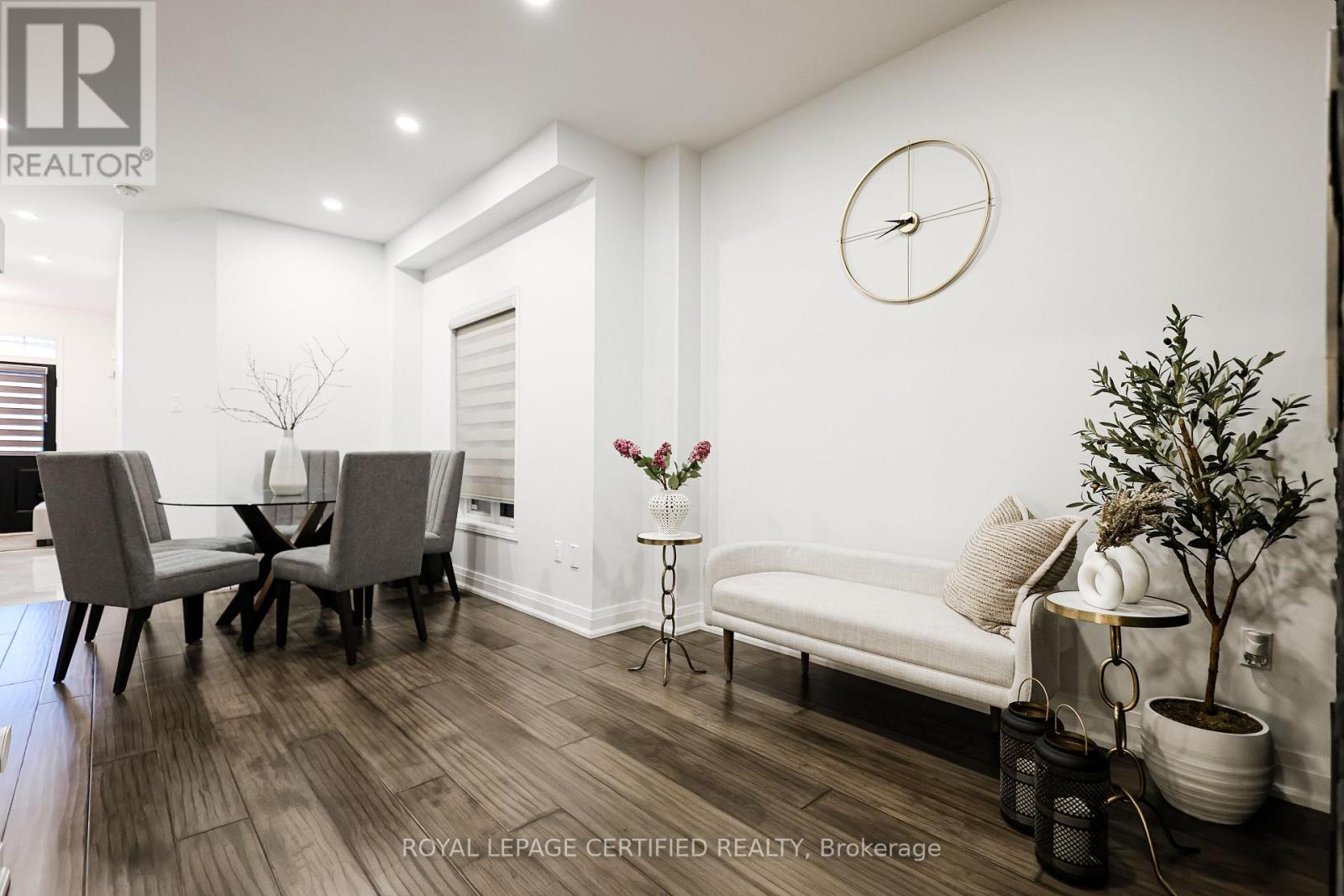 28 Kilrea Way, Brampton, Ontario  L6X 0R1 - Photo 7 - W12954930