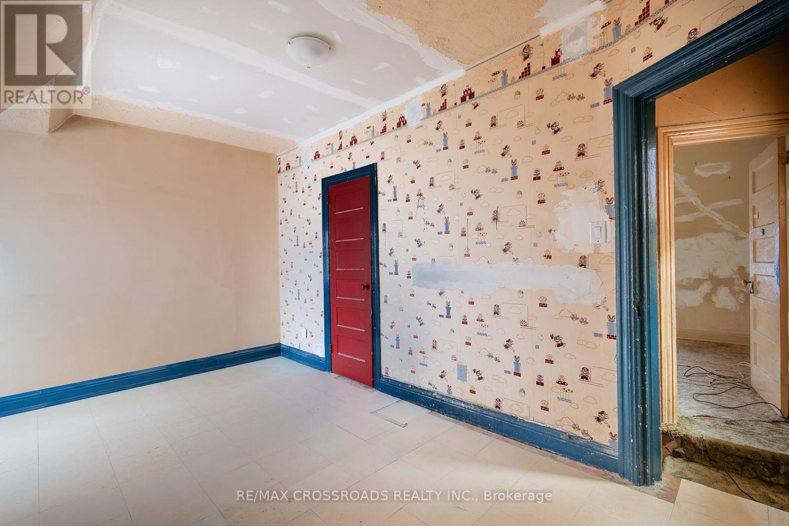 587 Palmerston Avenue, Toronto, Ontario  M6G 2R2 - Photo 27 - C12950654