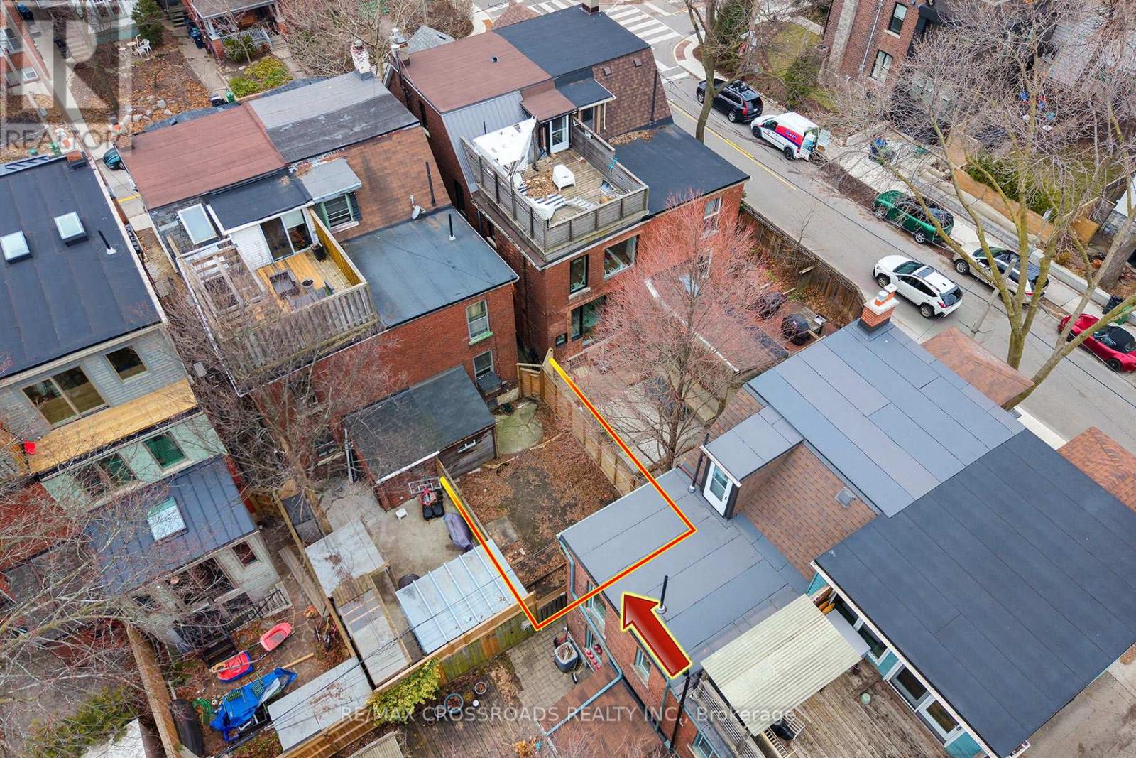 587 Palmerston Avenue, Toronto, Ontario  M6G 2R2 - Photo 45 - C12950654