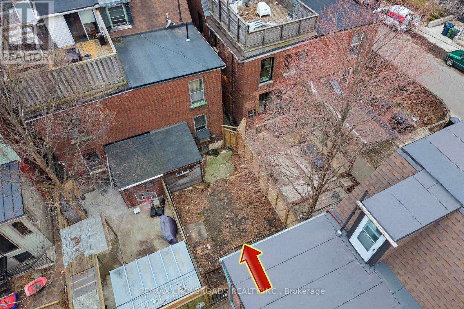 587 Palmerston Avenue, Toronto, Ontario  M6G 2R2 - Photo 44 - C12950654