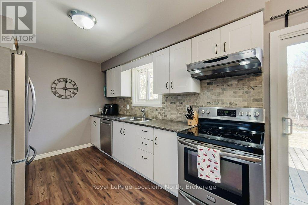 223 Graham Street, Meaford, Ontario  N4L 1A9 - Photo 13 - X12954966