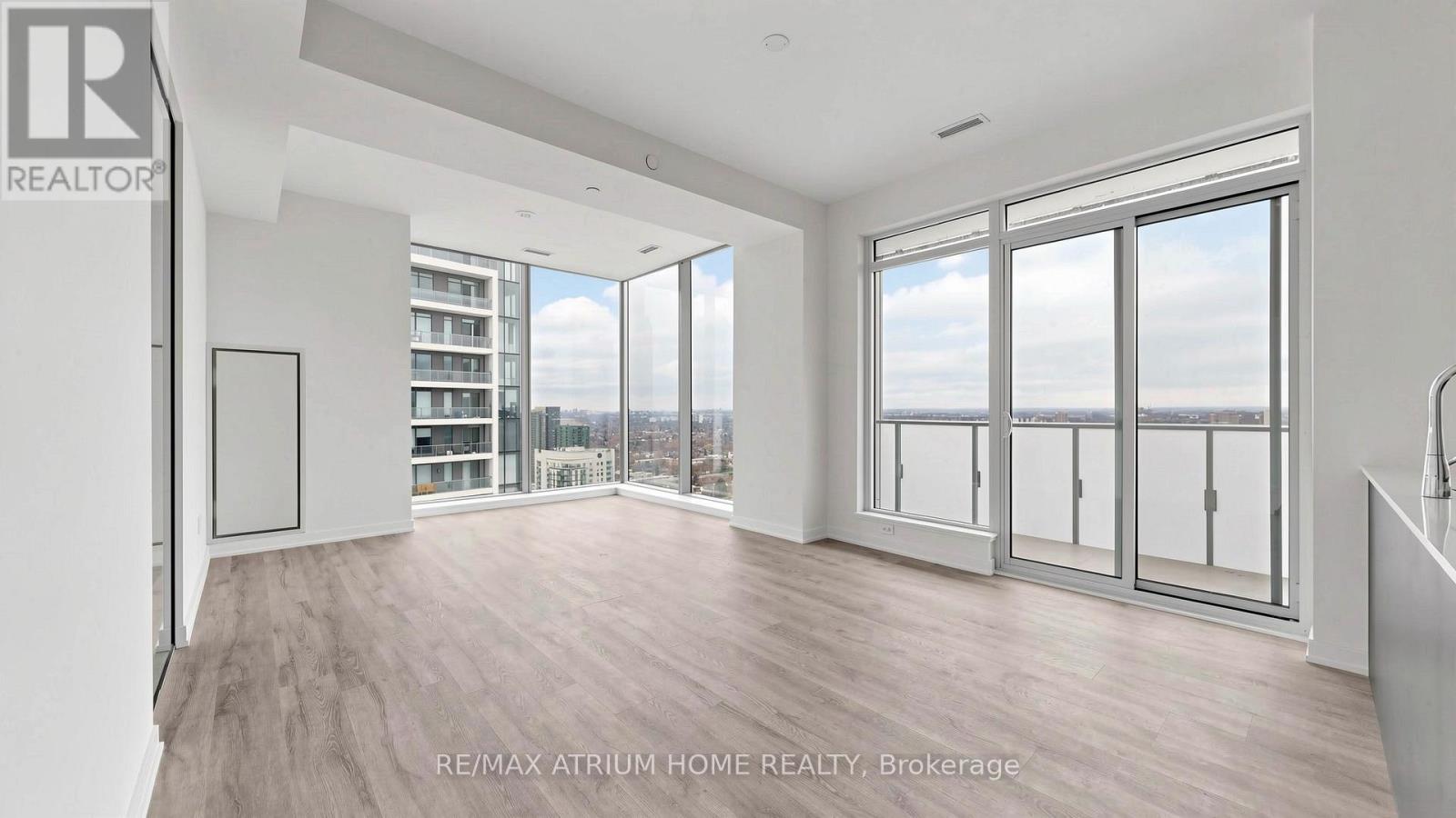 3204 - 7 Golden Lion Heights, Toronto, Ontario  M2M 0C1 - Photo 3 - C12954976