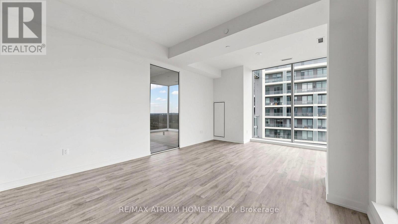 3204 - 7 Golden Lion Heights, Toronto, Ontario  M2M 0C1 - Photo 4 - C12954976