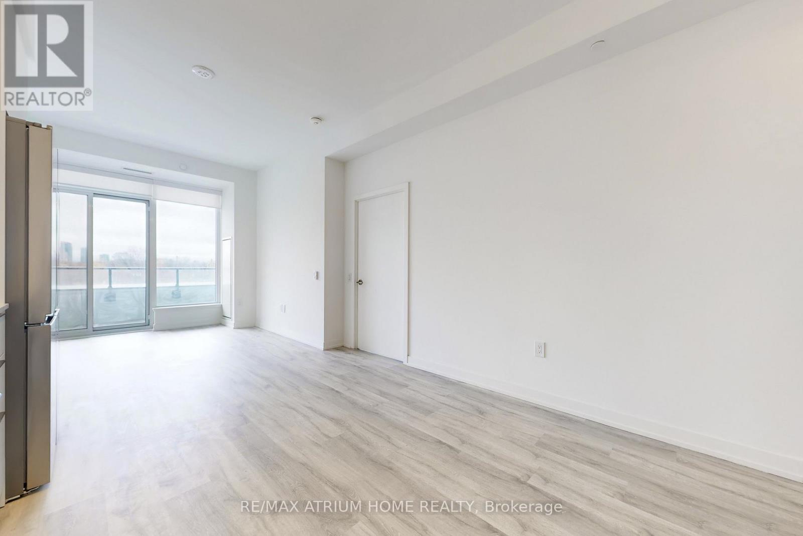 322 - 7 Golden Lion Heights, Toronto, Ontario  M2M 0C1 - Photo 4 - C12954978