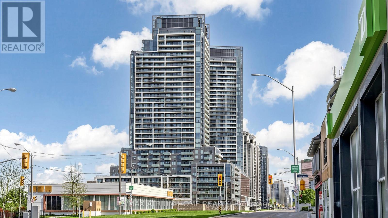1001 - 7 GOLDEN LION HEIGHTS, Toronto, Ontario
