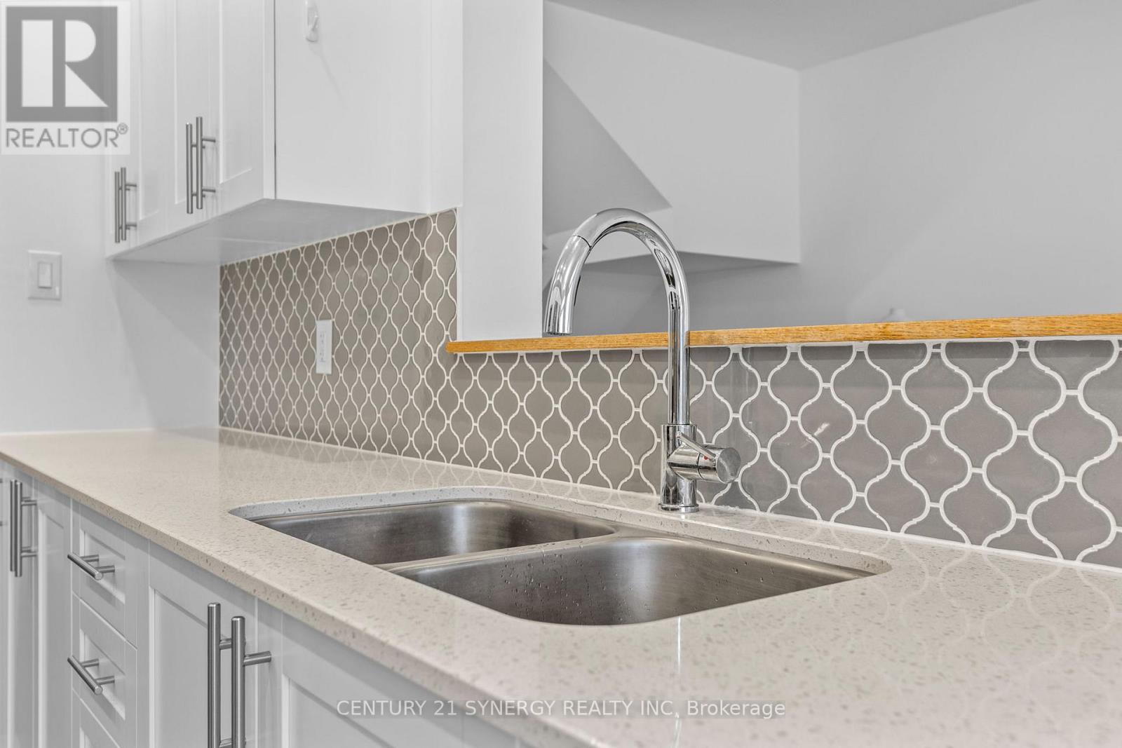 463 Fernside Street, Ottawa, Ontario  K1T 0M1 - Photo 16 - X12954988