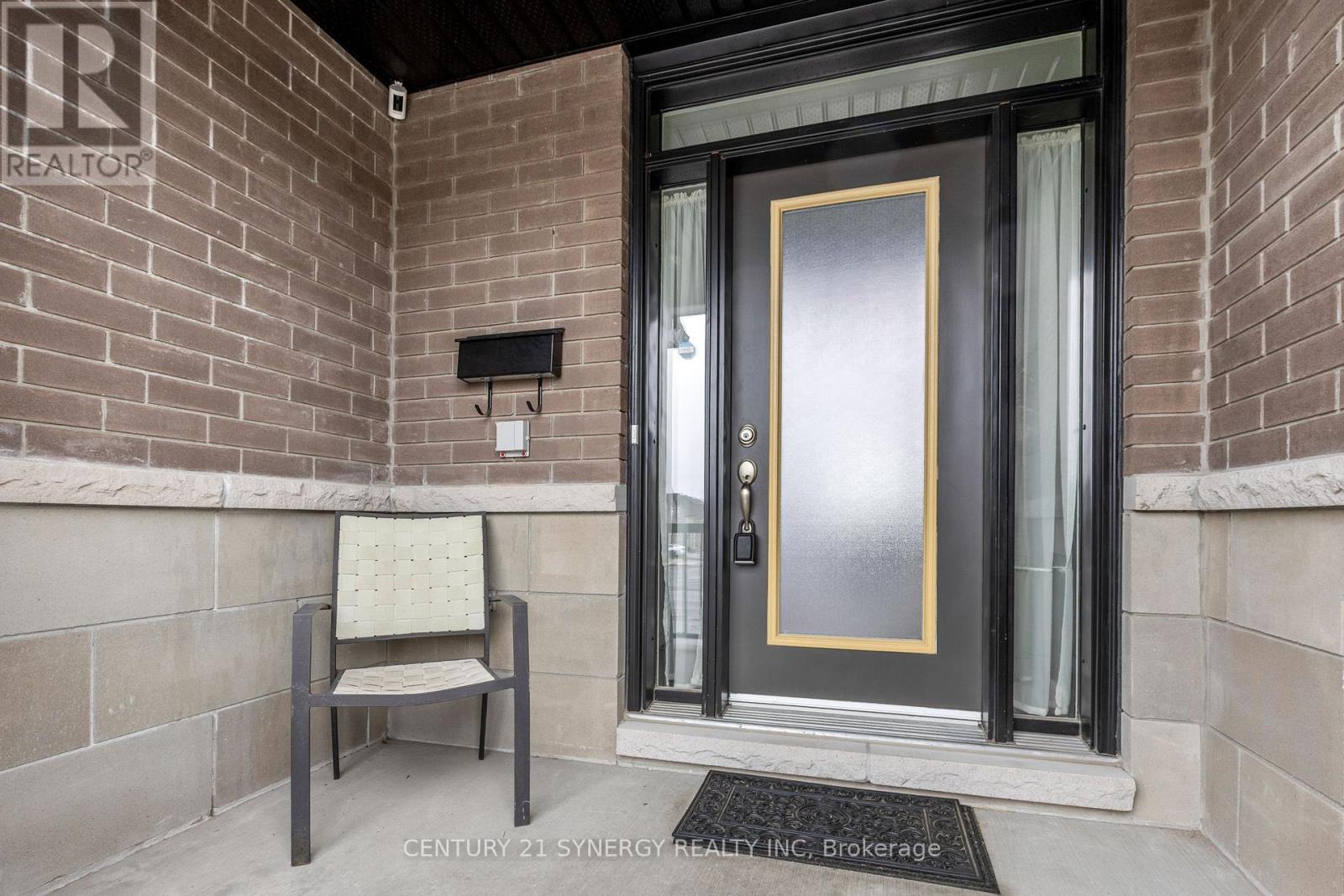 463 Fernside Street, Ottawa, Ontario  K1T 0M1 - Photo 3 - X12954988