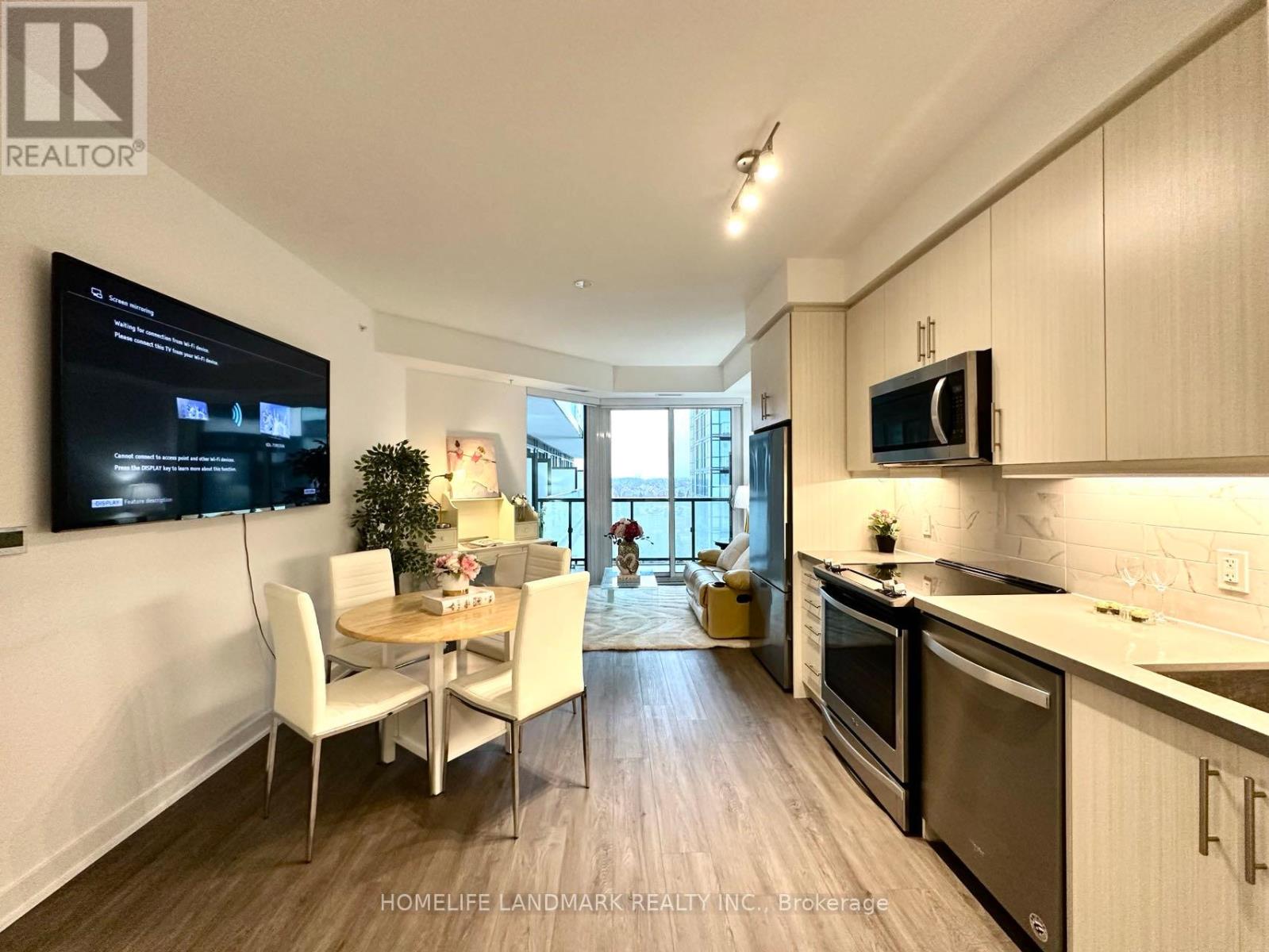 813 - 85 ONEIDA CRESCENT, Richmond Hill, Ontario