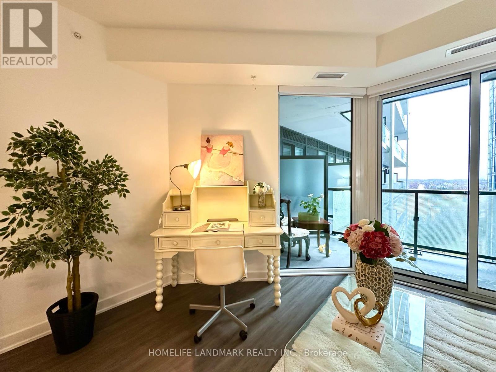 813 - 85 Oneida Crescent, Richmond Hill, Ontario  L4B 0H4 - Photo 10 - N12954972