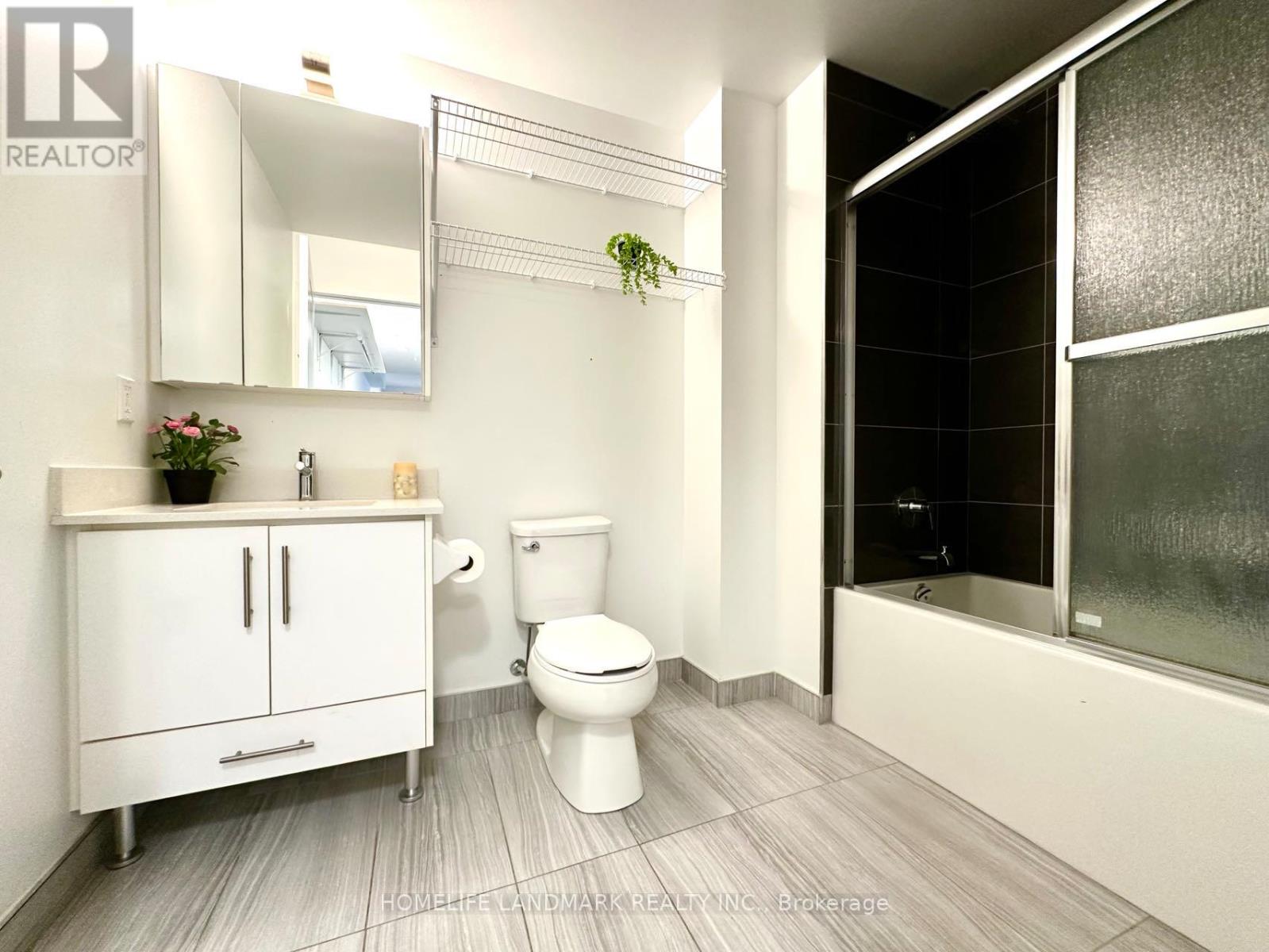 813 - 85 Oneida Crescent, Richmond Hill, Ontario  L4B 0H4 - Photo 21 - N12954972