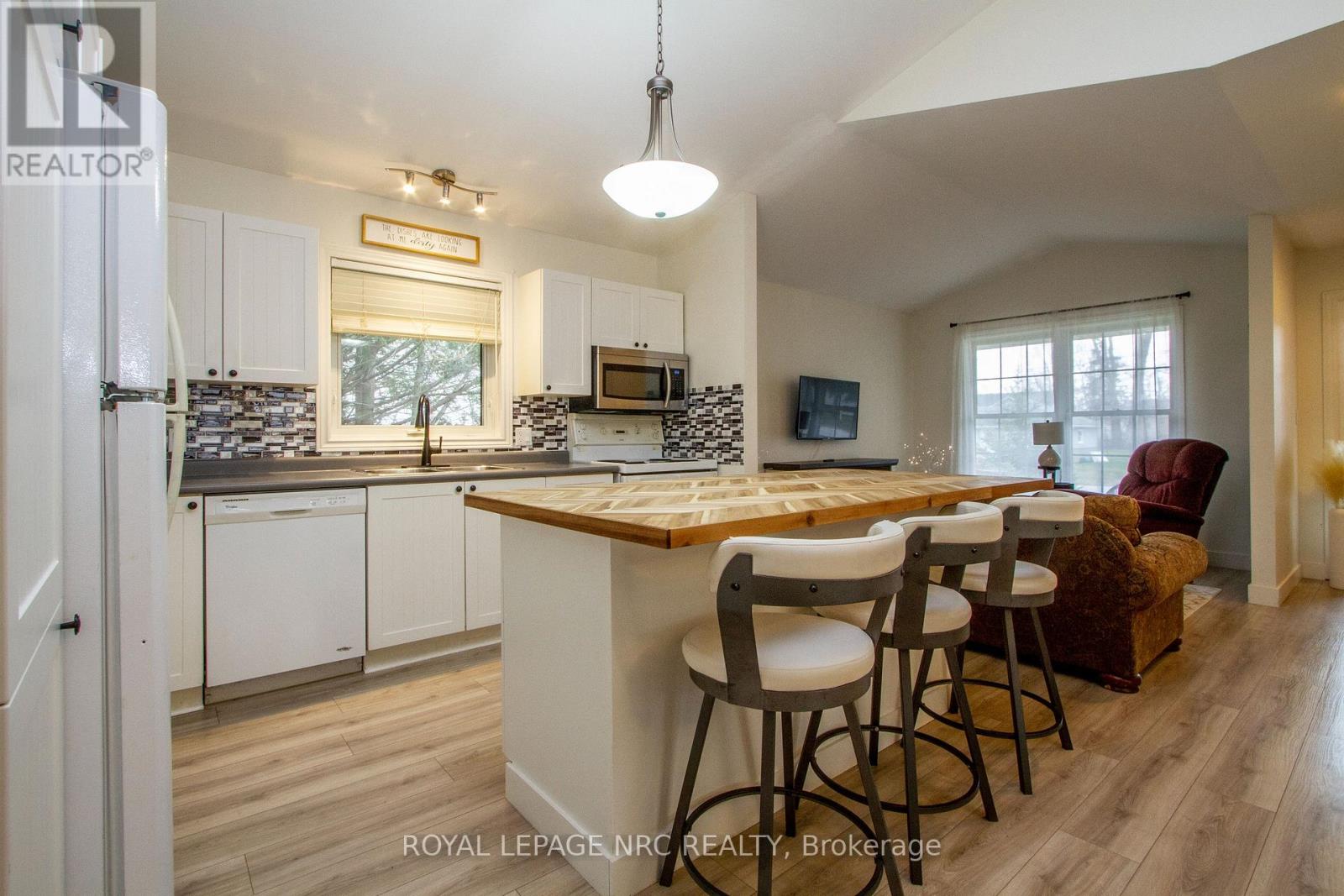 3270 Poplar Avenue, Fort Erie, Ontario  L0S 1N0 - Photo 8 - X12954986