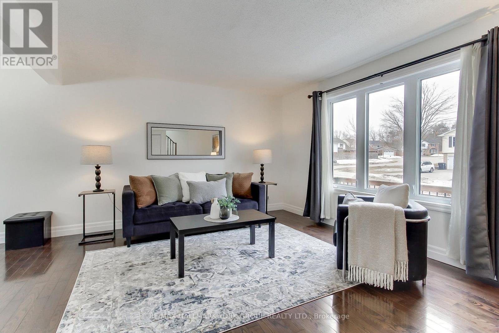 11 Shelley Lane, Barrie, Ontario  L4N 4W4 - Photo 12 - S12954984