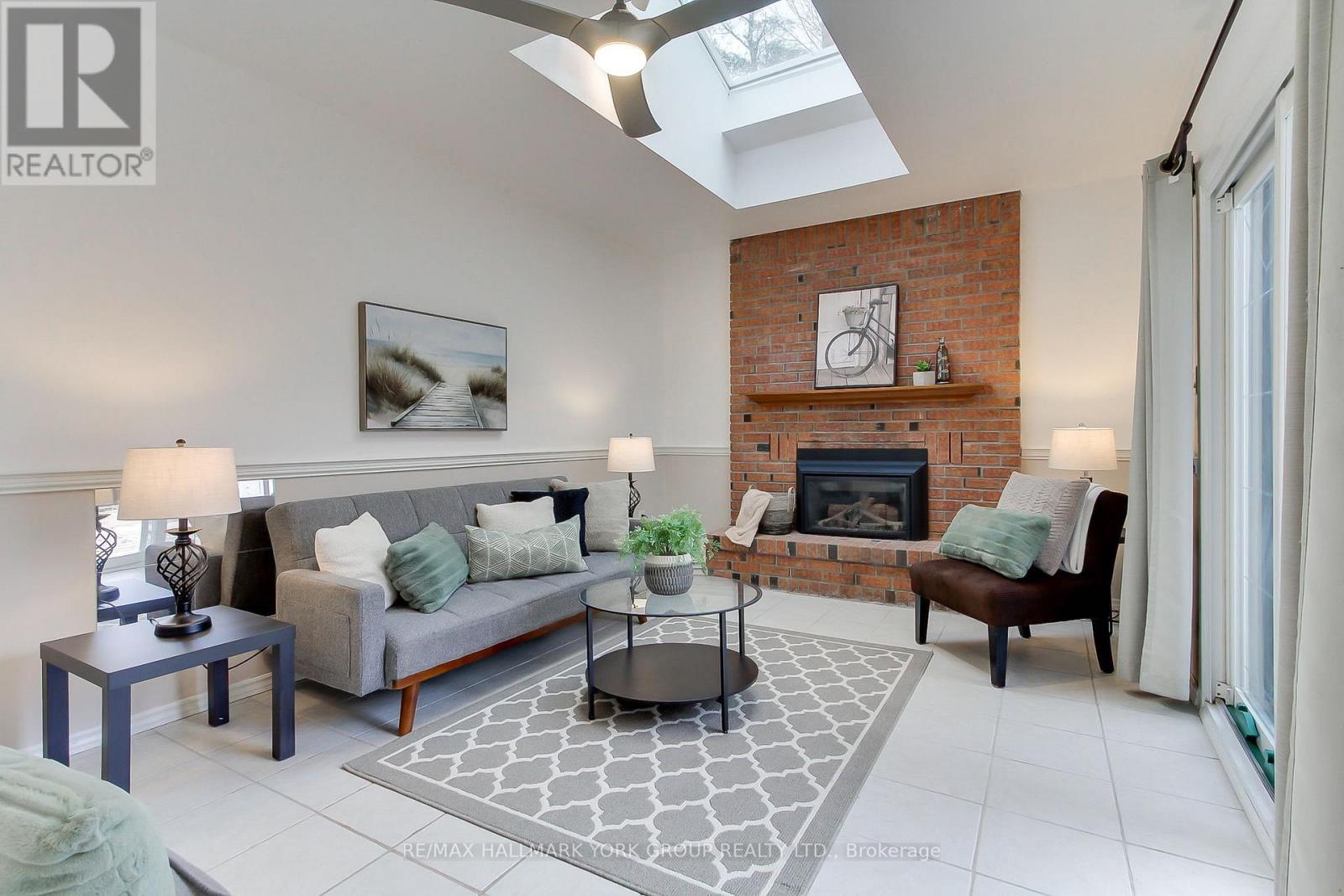 11 Shelley Lane, Barrie, Ontario  L4N 4W4 - Photo 20 - S12954984