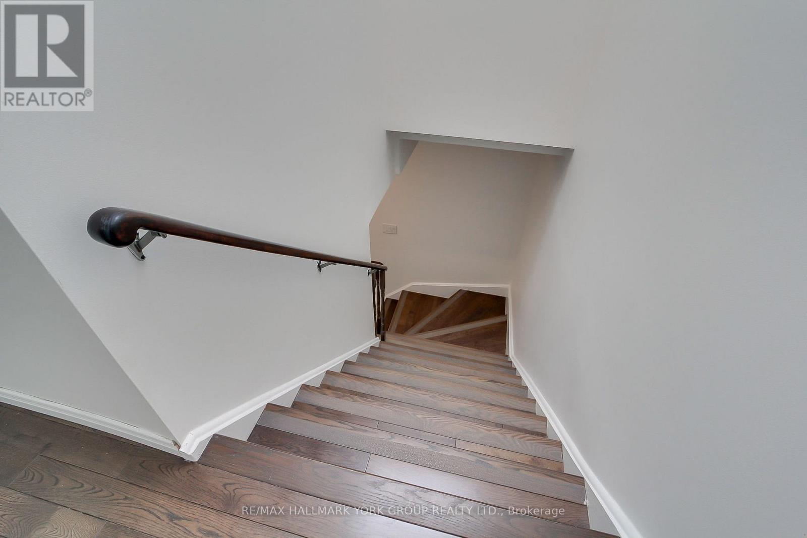 11 Shelley Lane, Barrie, Ontario  L4N 4W4 - Photo 25 - S12954984