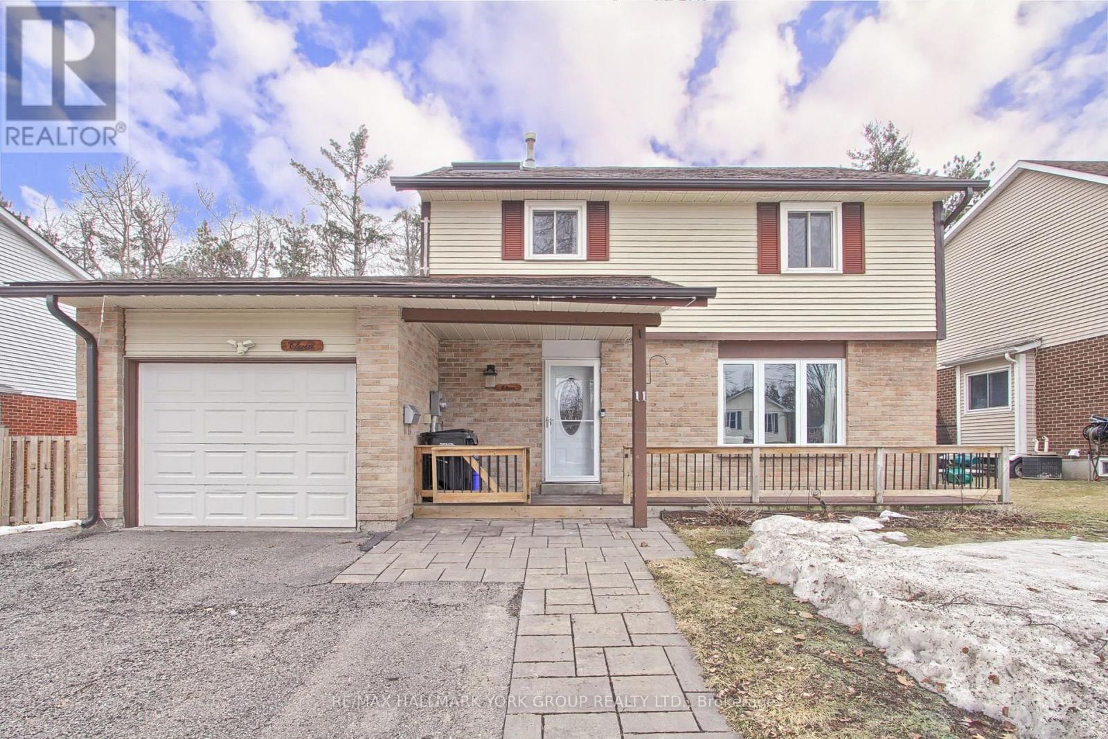 11 Shelley Lane, Barrie, Ontario  L4N 4W4 - Photo 3 - S12954984